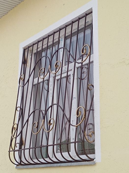 Решетки  на окна сварные и кованые