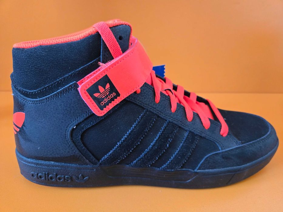 Adidas чисто нови с етикет мъжки баскетболни обувки 45 1/3