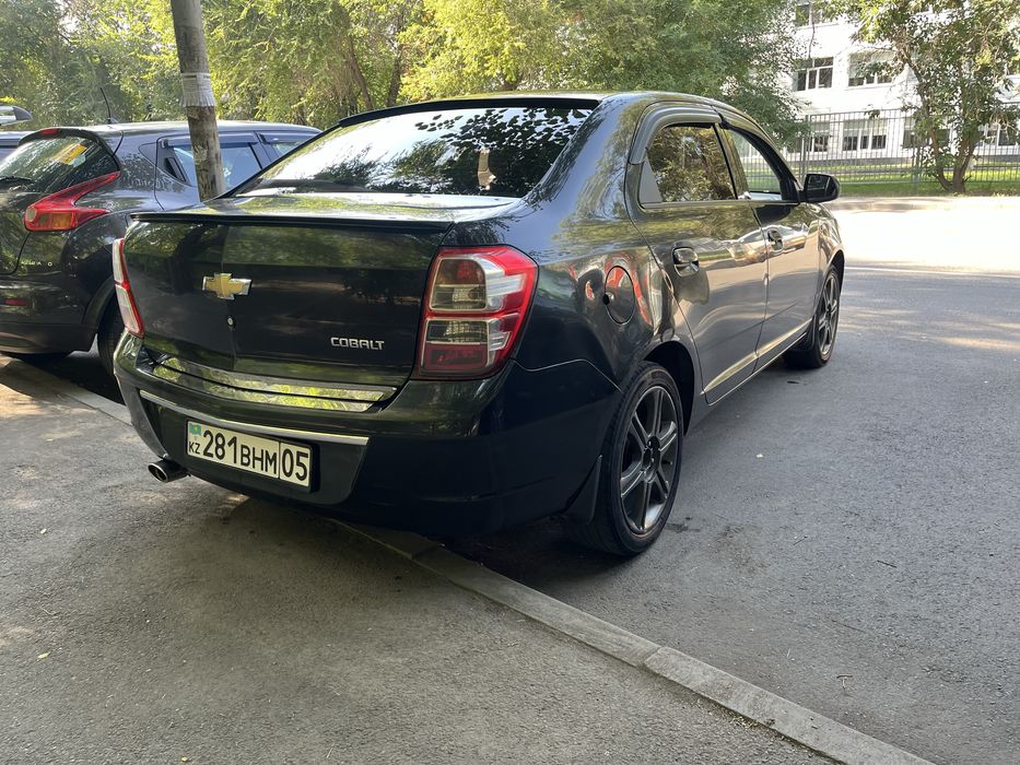 Продам Шевролет Кобальт