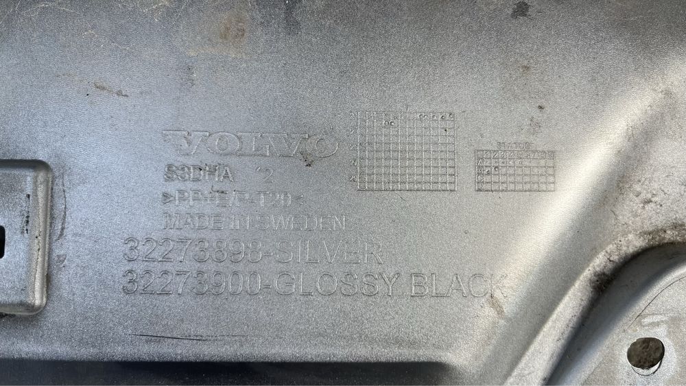 Задна броня Volvo XC40 2017- 2бр.