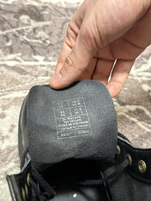 Ботинки dr martens 101 vegan (44 eu)