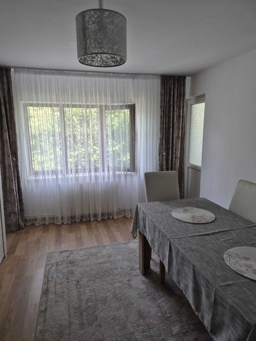 [PROPRIETAR] Vând apartament 3 Camere spațios - 89,94 mp suprafață construită– zona Piața Centrală Vaslui