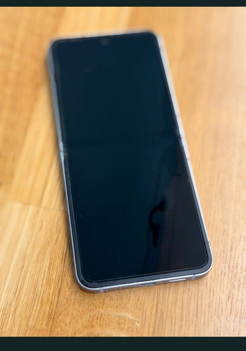 Samsung Z flip 6
