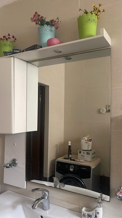 Тумба с зеркалом