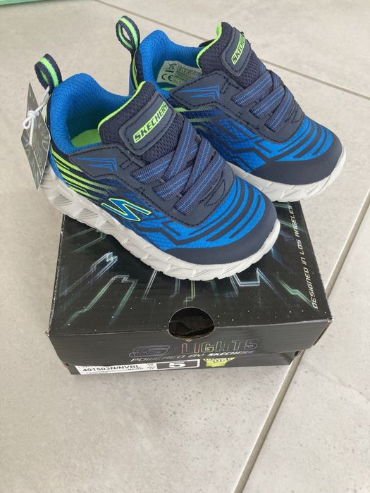 Детски светещи обувки Skechers 21 номер