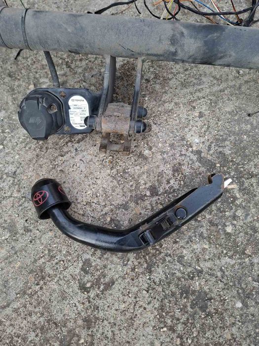 Оригинален сваляем теглич Toyota Rav4 AX20