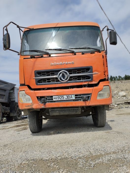 Dongfeng sotiladi Yili 2010 xolat yaxshi Qarab minilgan