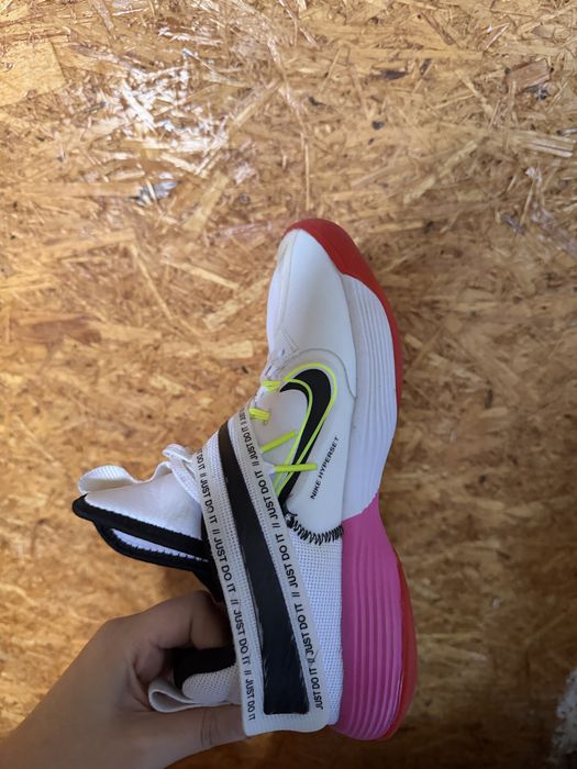 Воллейбольные кроссовки