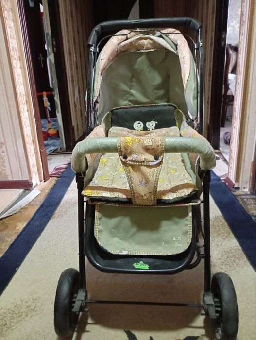 Каляска сотилади