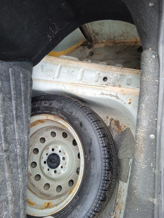 Срочно продам Приору.