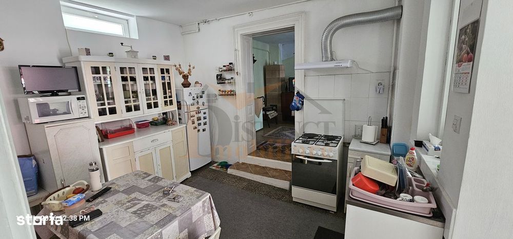 Casa cu 300 mp teren, Schei-Biserica Sfanta Treime, acces din 2 strazi