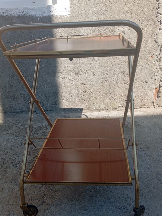 Masa de servire vintage