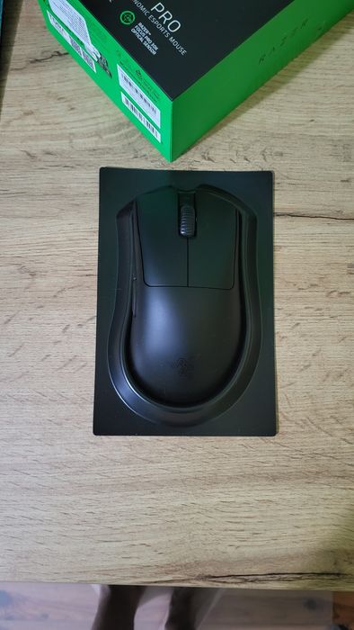 ,, Чисто Нова " Мишка Razer Deathadder V3 Pro с Гаранция