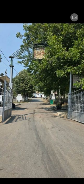 Pf vand loc de veci sf treime păcurari..