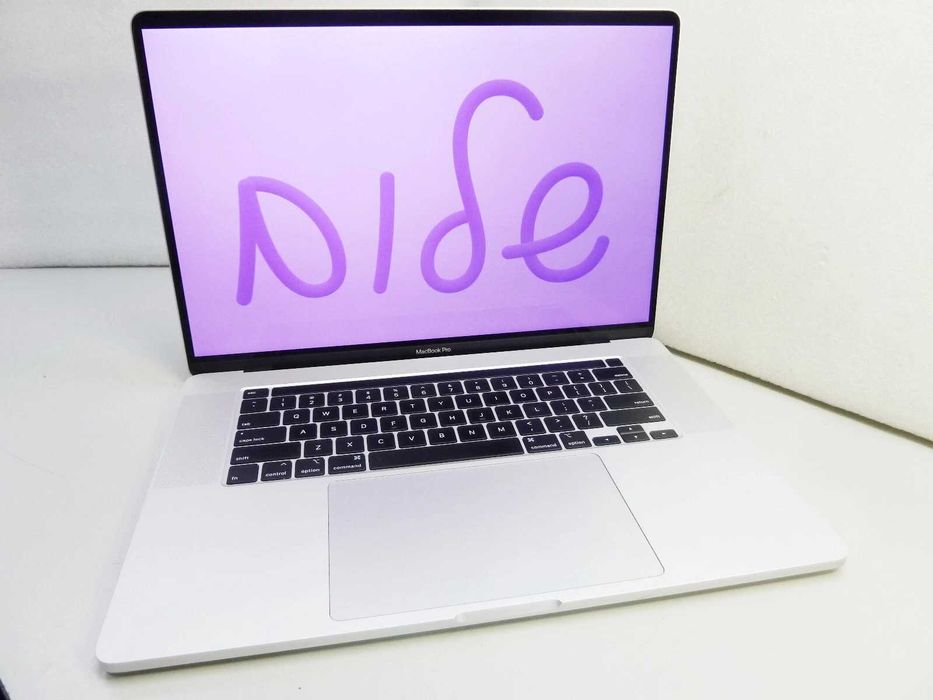 Laptopuri de vanzare – MacBook Pro, Lenovo ThinkPad & XMG Gaming