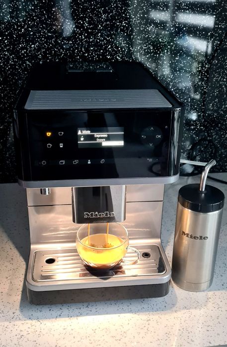 Espressor cafea boabe Miele
