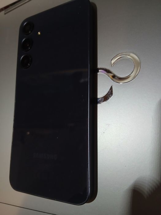 Samsung Galaxy A35.Rog citire anunt.
