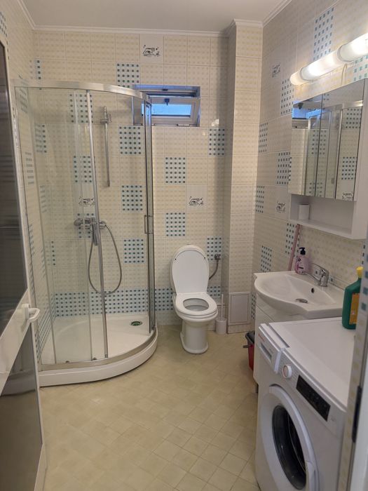 Apartament 3 camere central de inchiriat disponibil incepand cu data de 1 septembrie