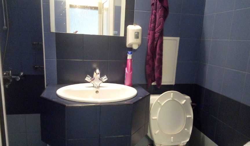 Дава се под наем Едностаен апартамент в Бургас, Славейков - 48 кв.м за 175 € - Снимка #9