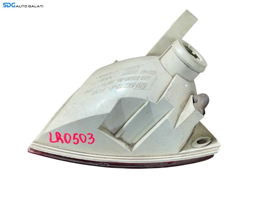 Stop Lampa Tripla Ceata Dreapta Spoiler Bara Spate Ford Focus 1 Hatchback 1998 - 2004 Cod 1M51-15K272-A 1M51-15500-A [LR0503]