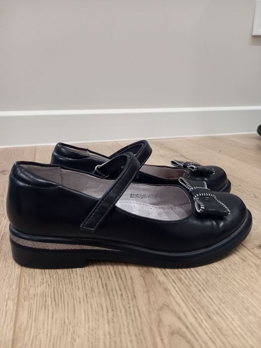 Туфельки девочке