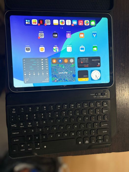 I pad ( 10th Generation)