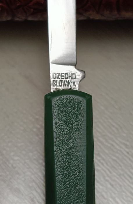 Винтажный чешский маникюрный набор