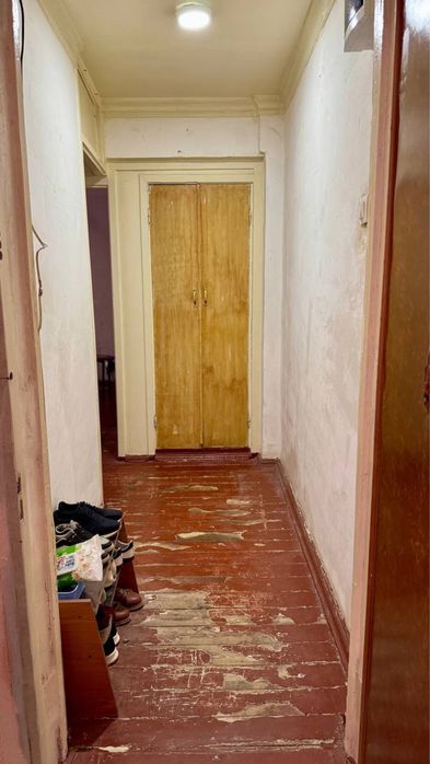 Кара камыш 1/2 Алмазарский район 1-2 х квартира 5 этажный,дом 3-этаж.