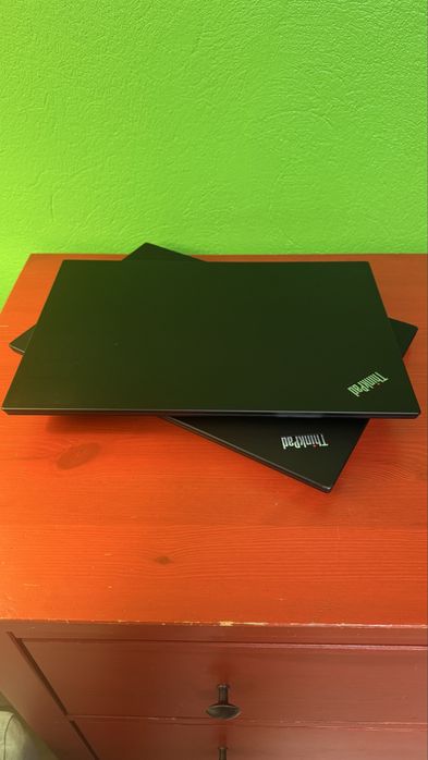 Thinkpad T15 Gen 1, core I7-106110U, 32 GB RAM, 512 GB NVME Samsung