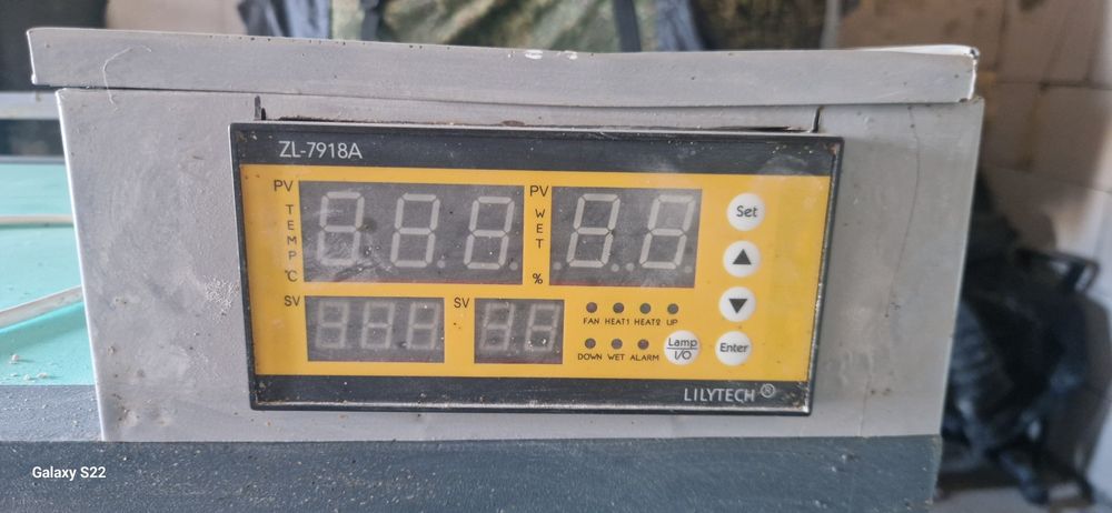 Продам Инкубатор