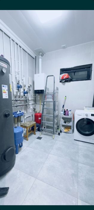 Сергели 2х этажный  ЕВРОДОМ 3 сотки 7 комнат