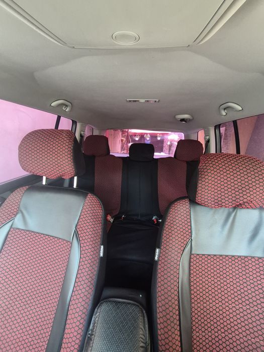 Volkswagen Touran 1.9 ,2009