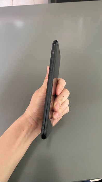 iPhone XR б/у 128gb