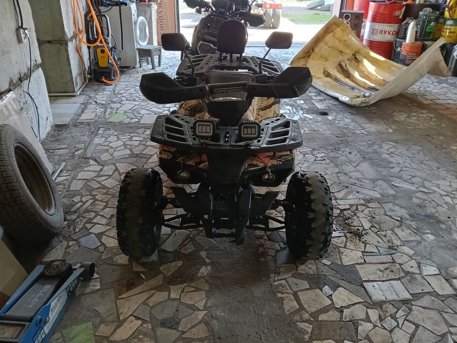 Продам квадрацикл 125 кубов