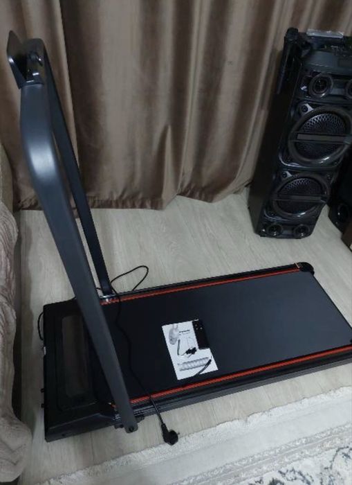 Продам беговую дорожку