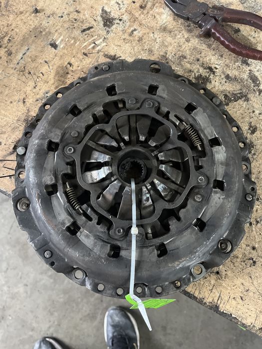 placa presiune si disc ambreiaj audi a4b7 luk