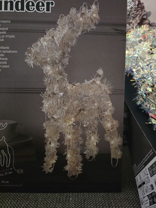 6 Reni Decorațiuni Crăciun cu Instalație