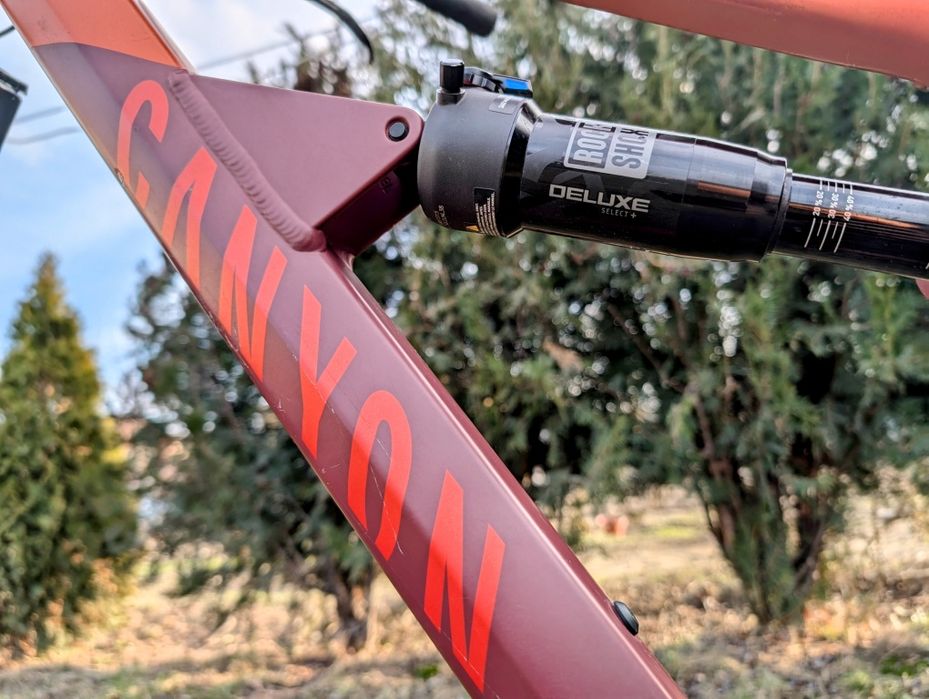 Планински велосипед Canyon Spectral 125 2022 не е Cube, Specialized