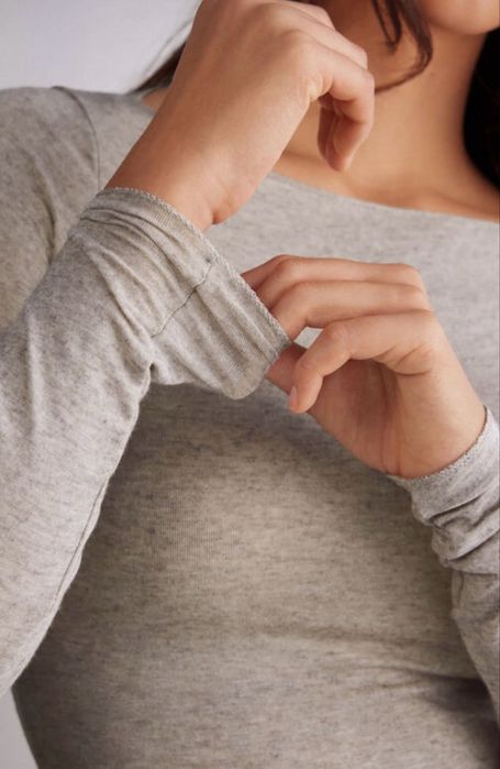 Лонгсливы Intimissimi cashmere ultralight