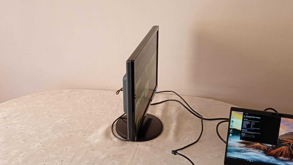 LG FLATRON W1942S - Малко използван