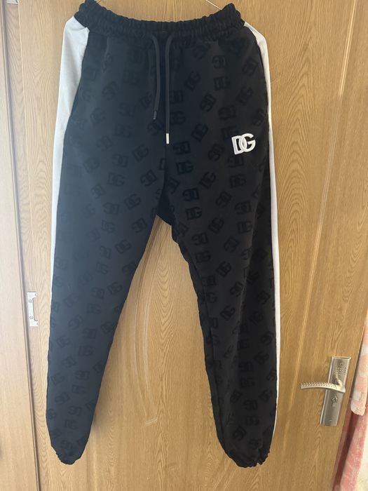 Анцуг Dolce&Gabanna размер:М