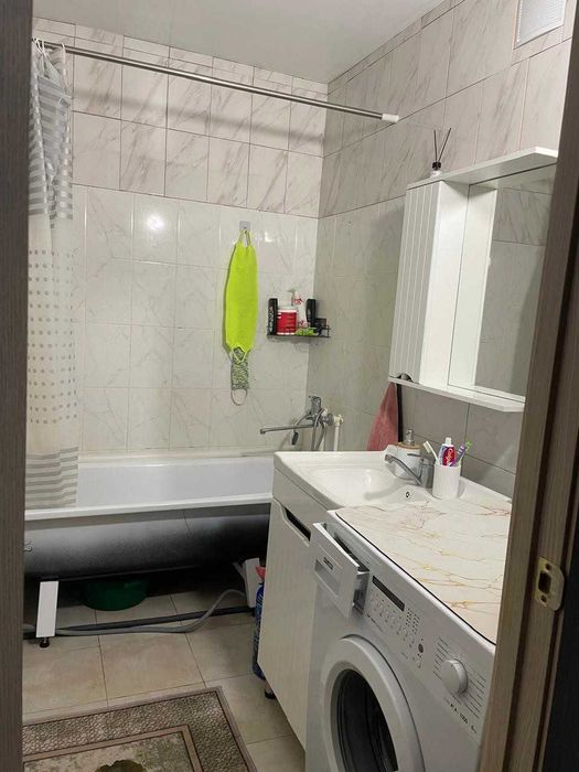 Продам  2-ком квартиру Аэропорт