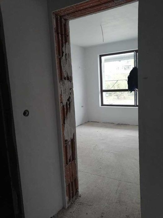 Продава се Тристаен апартамент в Пловдив, Въстанически - 84 кв.м за 1429 €/кв.м - Снимка #1