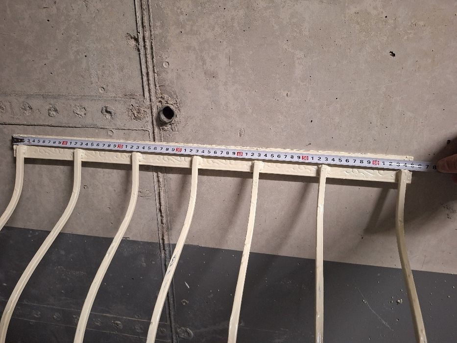 Решетки на окна белые