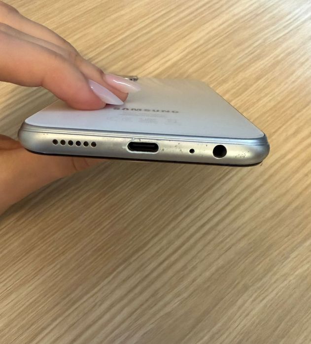 Samsung A22 5g bine întreținut