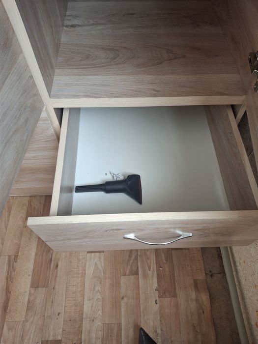 Продам шкаф и прихожку