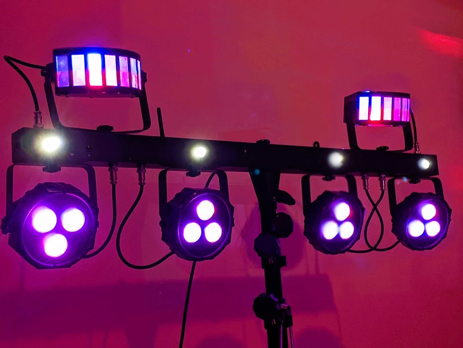 VAnd Lumini Dj solo act Cameo Multi FX BAR EZ