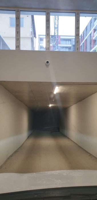 Под наем гараж в зона Б-5 / гр. София