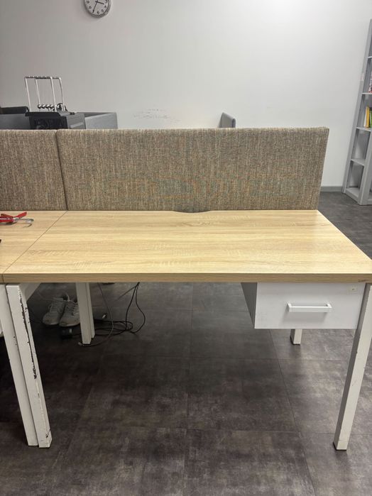 Офисная мебель (Стулья, столы и тд.)