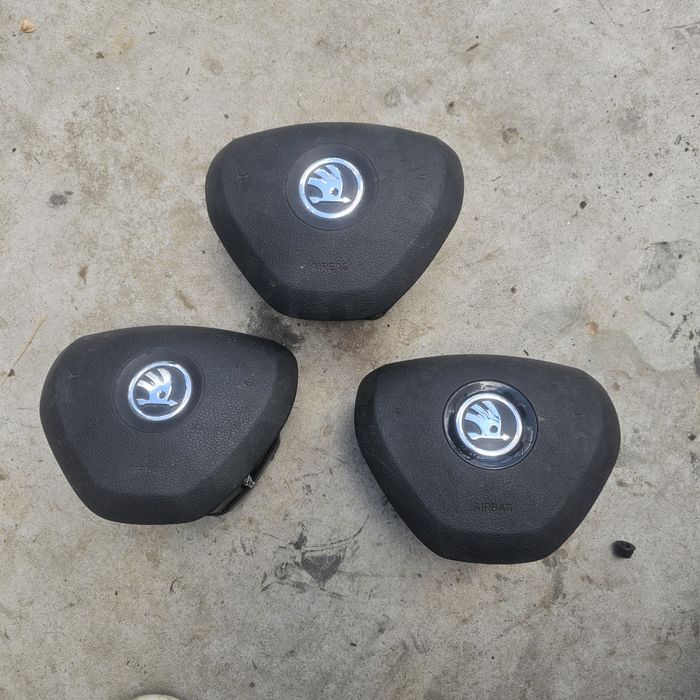 AIRBAG волан skoda Octavia III